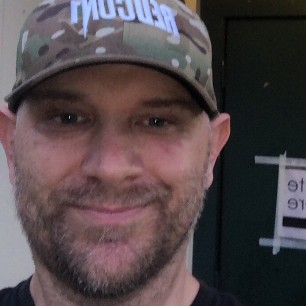 Meet your Posher, Eric